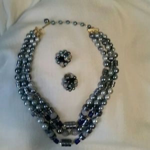 Vintage blue bead necklace and clip on earrings